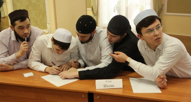 В Буинском медресе прошел конкурс “Знаток ислама”