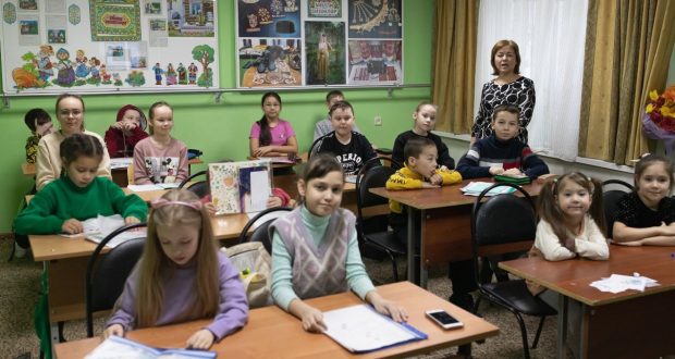 В Сургуте успешно работает воскресная школа по изучению татарского языка