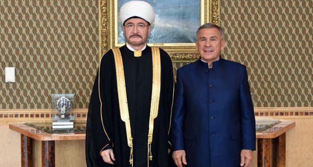 Rustam Minnikhanov meets the Chairman of the Russian Spiritual Board of Muslims Ravil Gaynutdin
