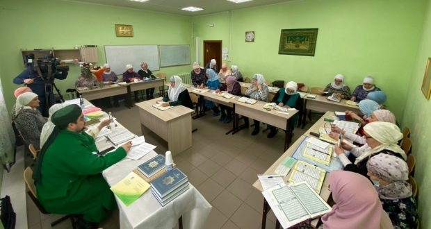 Ульяновск өлкәсендә татар җәмәгатьчелеге белән очрашу узды