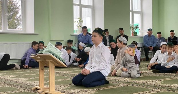 Дети Черемшанского района состязались в чтении Корана