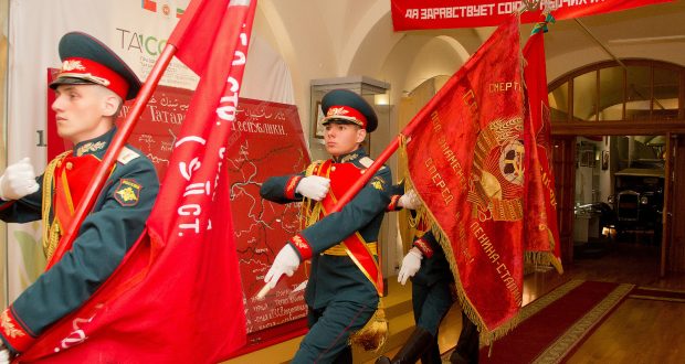 Из фондов музея вынесут знамя, дошедшее до Берлина