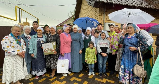 Организация татарских женщин «Ак калфак» посетила села Балтасинского района