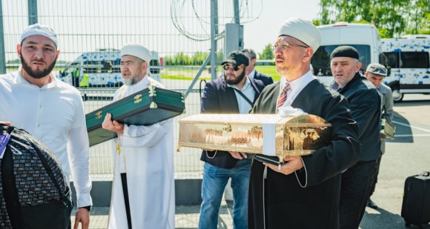 Впервые в Казань из Дагестана прибыли подлинные реликвии пророка Мухаммада ﷺ и его сподвижников