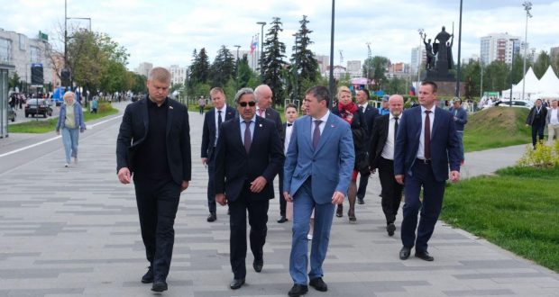Vasil Shaykhraziev took part in the opening of commemorative plates in Perm