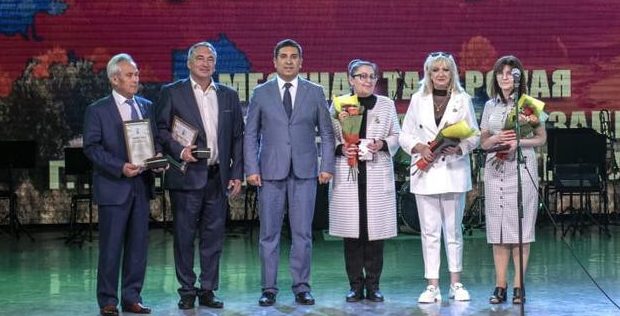 Данис Шакиров поздравил татарскую общественную организацию “Мирас” с юбилеем