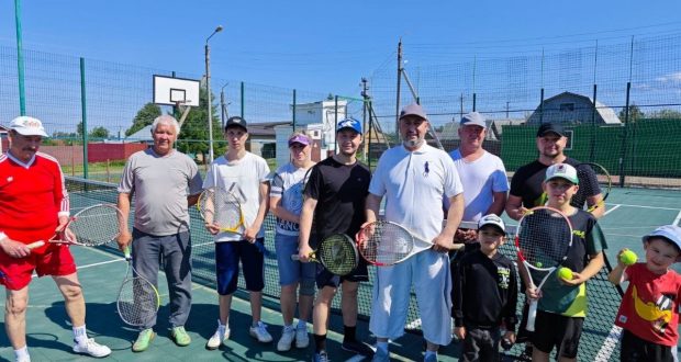 В Чистополе прошли соревнования по теннису на призы мечети “Анас”