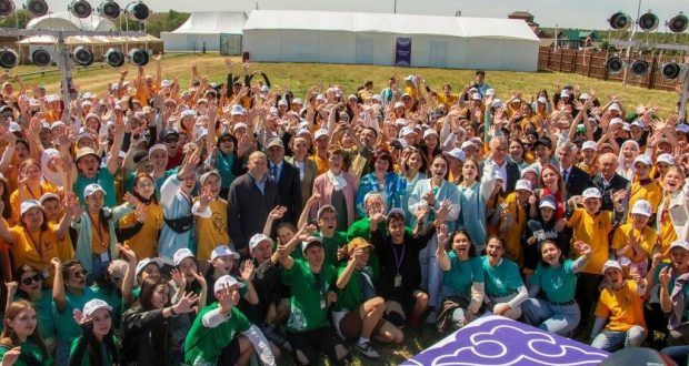 Форум «Болгар — Туган тел» объединил 400 участников из 11 регионов России