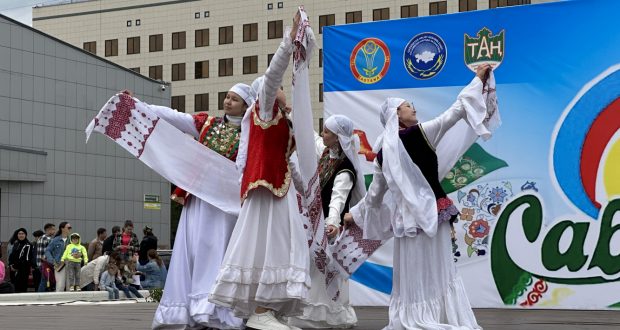 Астанада башкаланың туган көнен бәйрәм итү кысаларында татар милли бәйрәме Сабан туе үтте
