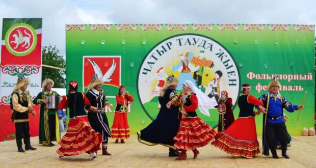 Приглашаем на Международный фольклорный фестиваль «Чатыр тауда жыен»!