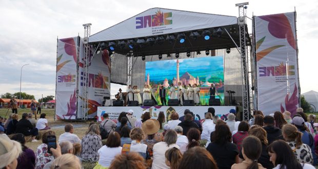 Минтимер Шаймиев открыл Фестиваль «Возрождение: Эпос в современном прочтении» в Болгаре