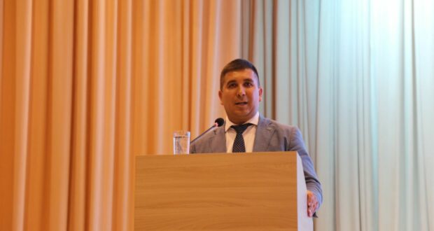 Данис Шакиров Татарстан Республикасы педагогик хезмәткәрләренең август киңәшмәсендә катнашты