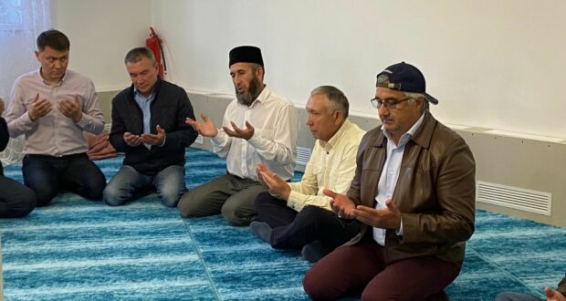 Председатель Национального Совета посетил мечеть “Ихлас” г. Тары