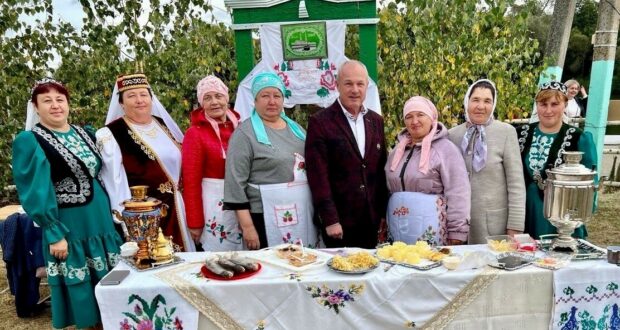 Встреча культур: делегация Татарской национально-культурной автономии на 20-летии Региональной мордовской организации в Пензенской области