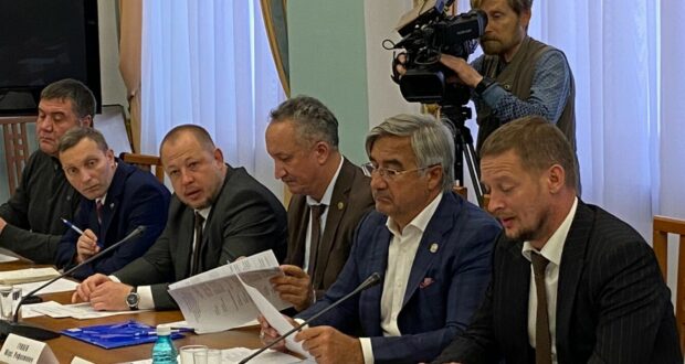 В Омске прошло заседание оргкомитета по подготовке и проведению II Международного Прииртышского Сабантуя