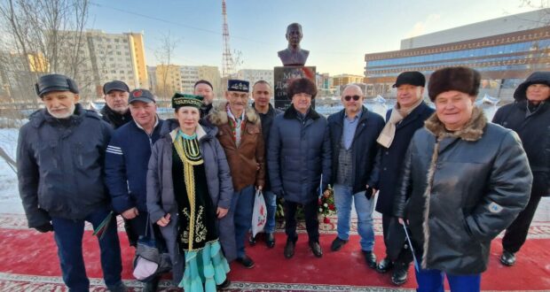 Kazan Square and a monument to Musa Jalil opens in Yakutsk