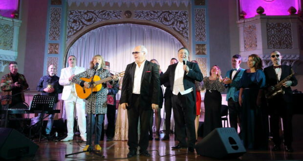 Юбилейный концерт музыканта и композитора Талгата Хасенова прошел в ТКЦ