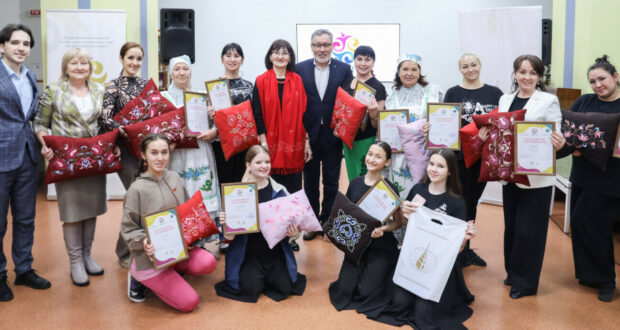 В Казани прошел большой мастер-класс по татарскому народному танцу