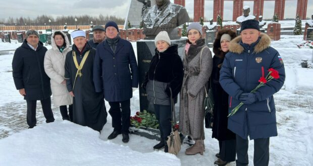 Татарская общественность Москвы почтила память знаменитых соплеменников