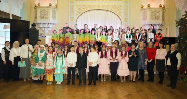 Учителя и учащися школы имени Мусы Джалиля Москвы знают и сохраняют татарскую культура