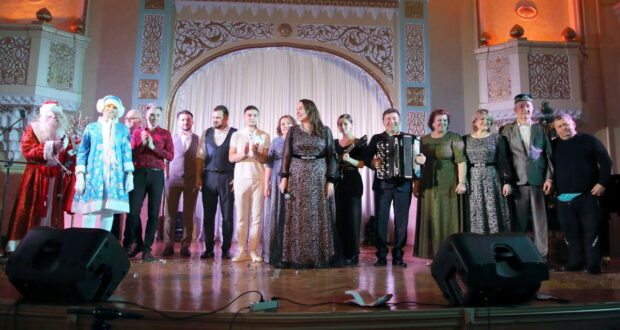 Концерт ансамбля «Дуслар» собрал любителей татарской песни