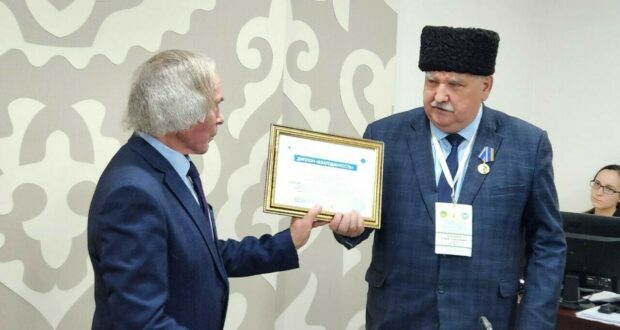Albert Burkhanov: Holding conferences in the regions of Russia unites the Tatar nation