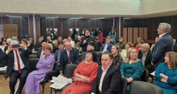 A social gathering of leaders of Tatar public organizations in Ekaterinburg