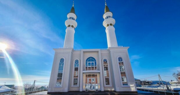 В Лаишево с участием Раиса РТ и Муфтия РТ распахнула двери Соборная мечеть “Ак Мечеть «Зайнаб”