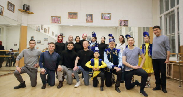 Мастер-класс по татарским народным танцам прошел в Татарском культурном центре Москвы
