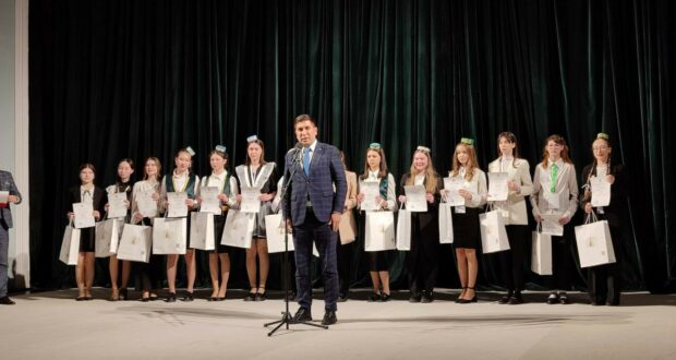 В Казани завершилась межрегиональная олимпиада по татарскому языку и литературе