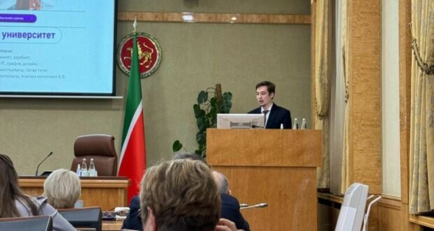 Рустам Минниханов поддержал идею ВФТМ по созданию датасетов на татарском языке