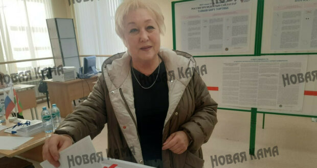 Руководитель Роспотребнадзора Елабуги пришла на выборы накануне своего дня рождения