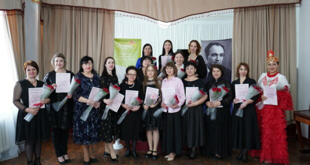 В Казахстане провели концерт к юбилейной дате со дня основания Детской музыкальной школы имени Дины Нурпеисовой