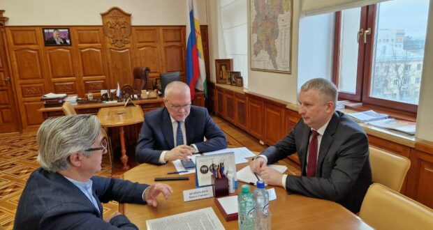 Василь Шайхразиев встретился с губернатором Кировской области