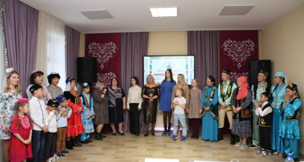 В Новосибирске состоялся областной конкурс «Минем Татар гаиләм»/ «Моя татарская семья»