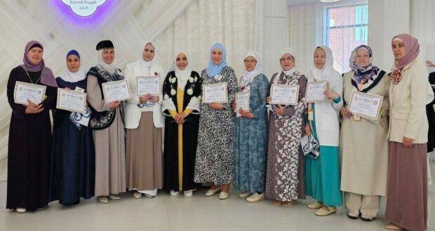 400 выпускников Апанаевского медресе получили сертификаты об успешном завершении обучения Куръану