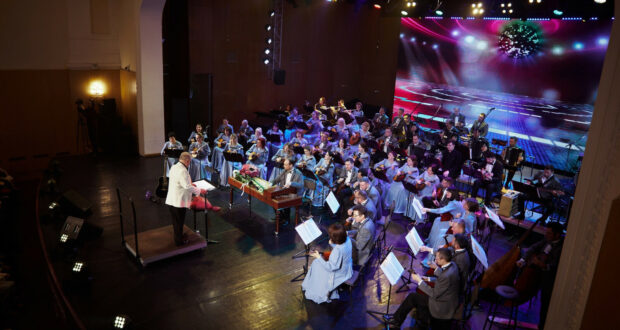 ТР халык инструментлары дәүләт оркестры Россия көненә бәйрәм концертына чакыра