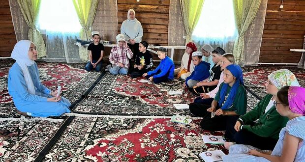 В селе Усть Рахмановка стартовал обучающий семинар для детей и молодежи «Духовность, семья и единство».