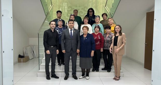 Head of the Executive Committee of the World Congress of Tatars Danis Fanisovich Shakirov met with representatives of the Tatar-Bashkir cultural centre “Tugan Tel”