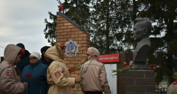 Шүширмә авылында Дан орденының тулы кавалеры хөрмәтенә бюст ачылды