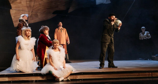 The Almetyevsk theater conquers the Theater of Nations: the Ppay “Never married” receives a standing ovation in Moscow