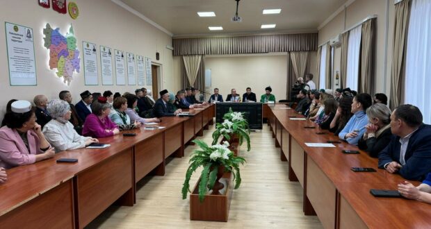 A meeting with representatives of the Tatar community was held in the village of Barda