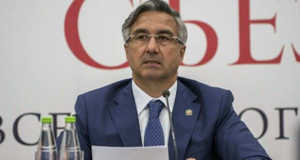 Милли Шура рәисе В.Г. Шәйхразыевның 1 Май – Яз һәм хезмәт бәйрәме уңаеннан котлавы