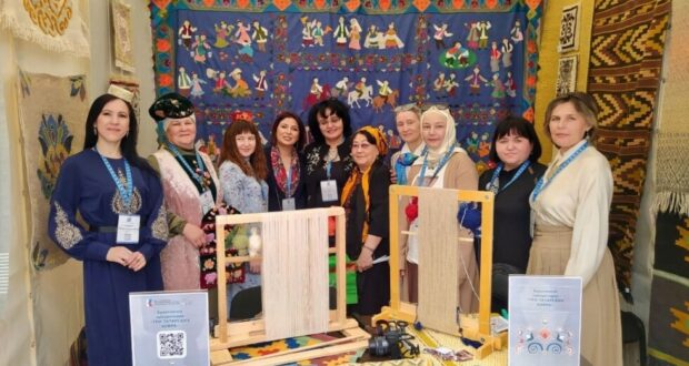 Tatar carpets presented at the International carpet festival in Azerbaijan