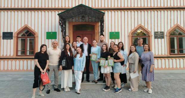 Meeting with Tatar youth