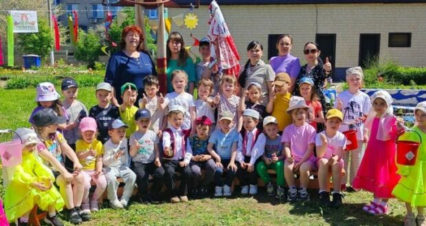 В Детском саду № 6 «Алёнушка» Менделеевска прошел Сабантуй