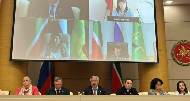Состоялся брифинг, посвященный проведению национальных праздников народов, проживающих на территории РТ