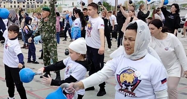 Гер күтәреп – рекордлар китабына