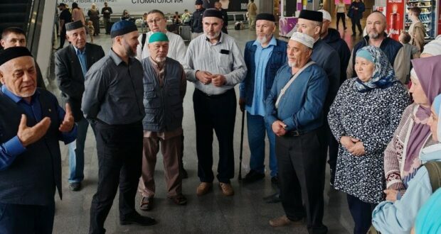 65 мөселман Хаҗга китте