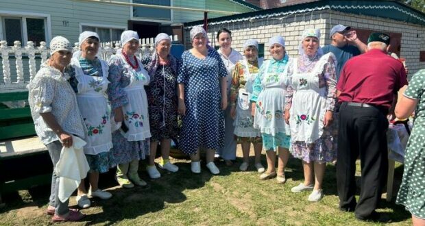 В селе Атабаево провели обряд сбора полотенец для батыров Сабантуя-2025
